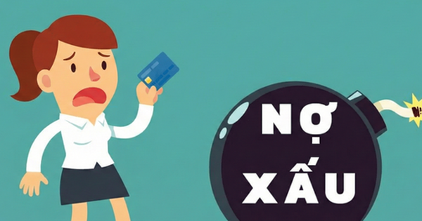 Nợ xấu thẻ tín dụng 25 triệu, người phụ nữ bị ngân hàng chấm dứt quyền sử dụng thẻ, kiện ra tòa