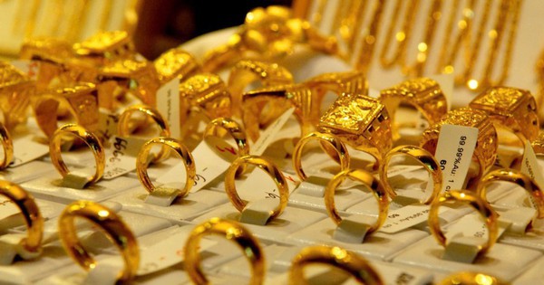 Sáng 30/1: Giá vàng SJC, giá vàng nhẫn giảm mạnh 7 triệu đồng/lượng
