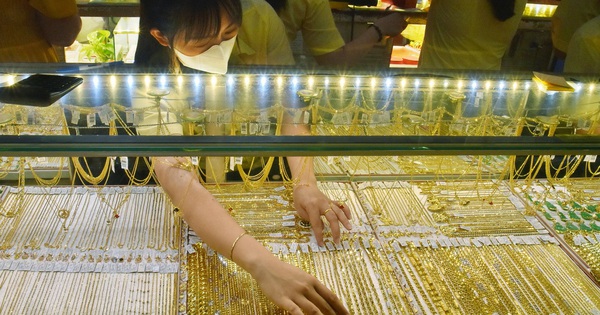 Sáng 13-2, giá vàng - giá bạc trong nước giảm mạnh